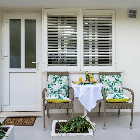Appartement Laneta *